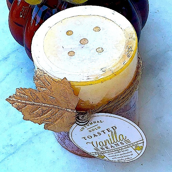 HAVEN STREET CANDLE TOASTED VANILLA BEANS PILLAR 3 BY 4 - Picture 2 of 4